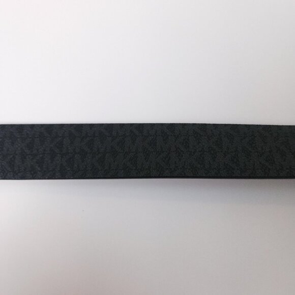 Reversible MICHAEL Michael Kors Black & Brown Belt - Silver Buckle - Picture 6 of 7